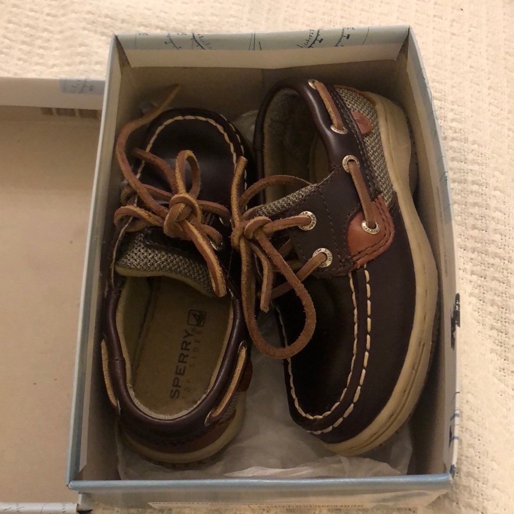 Sperry boat shoes
